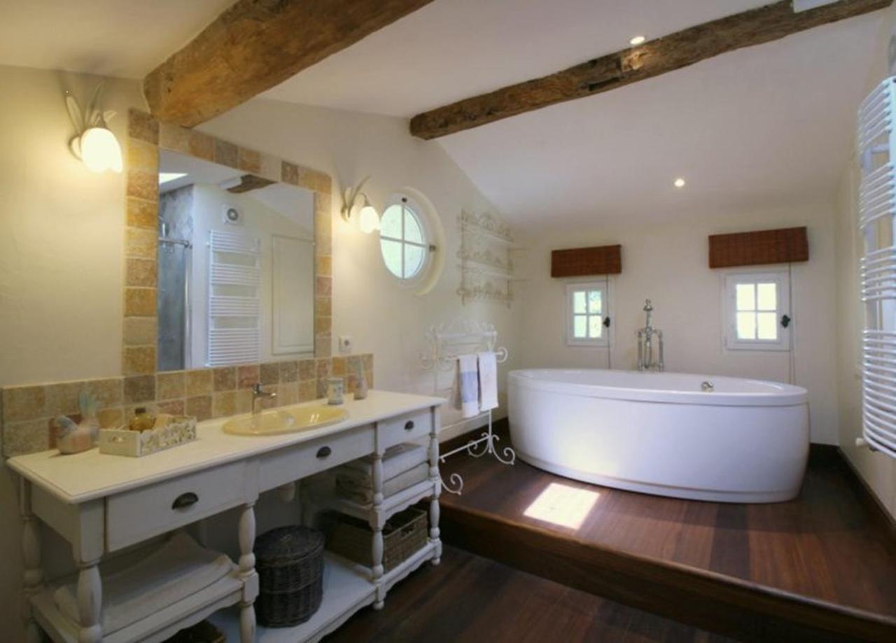 Chambre D'Hotes Spacieuse, Salle De Bain Privative Saint-Michel-de-Fronsac 외부 사진